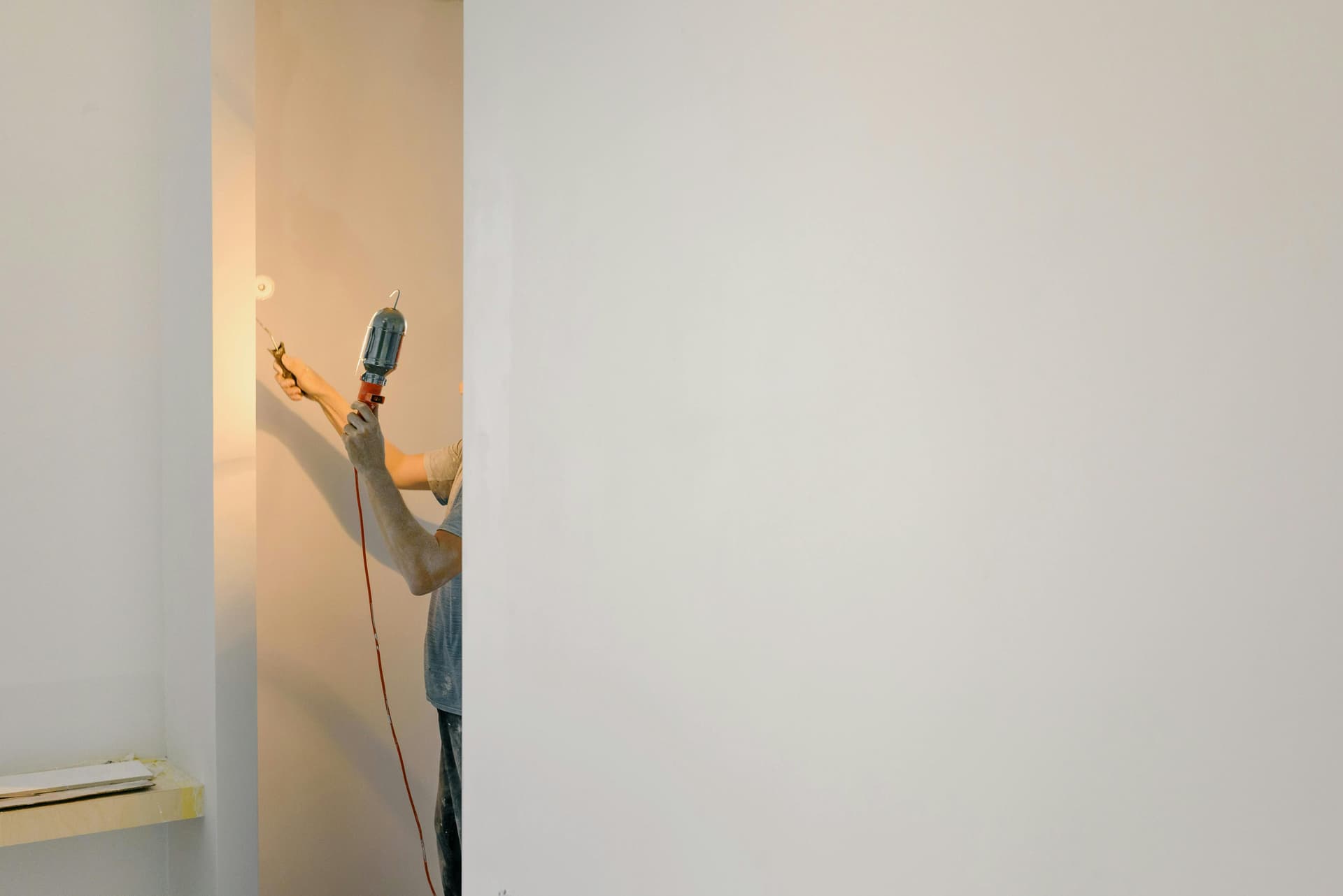 Commercial Interior Painter Minneapolis – Transform Your Office Space