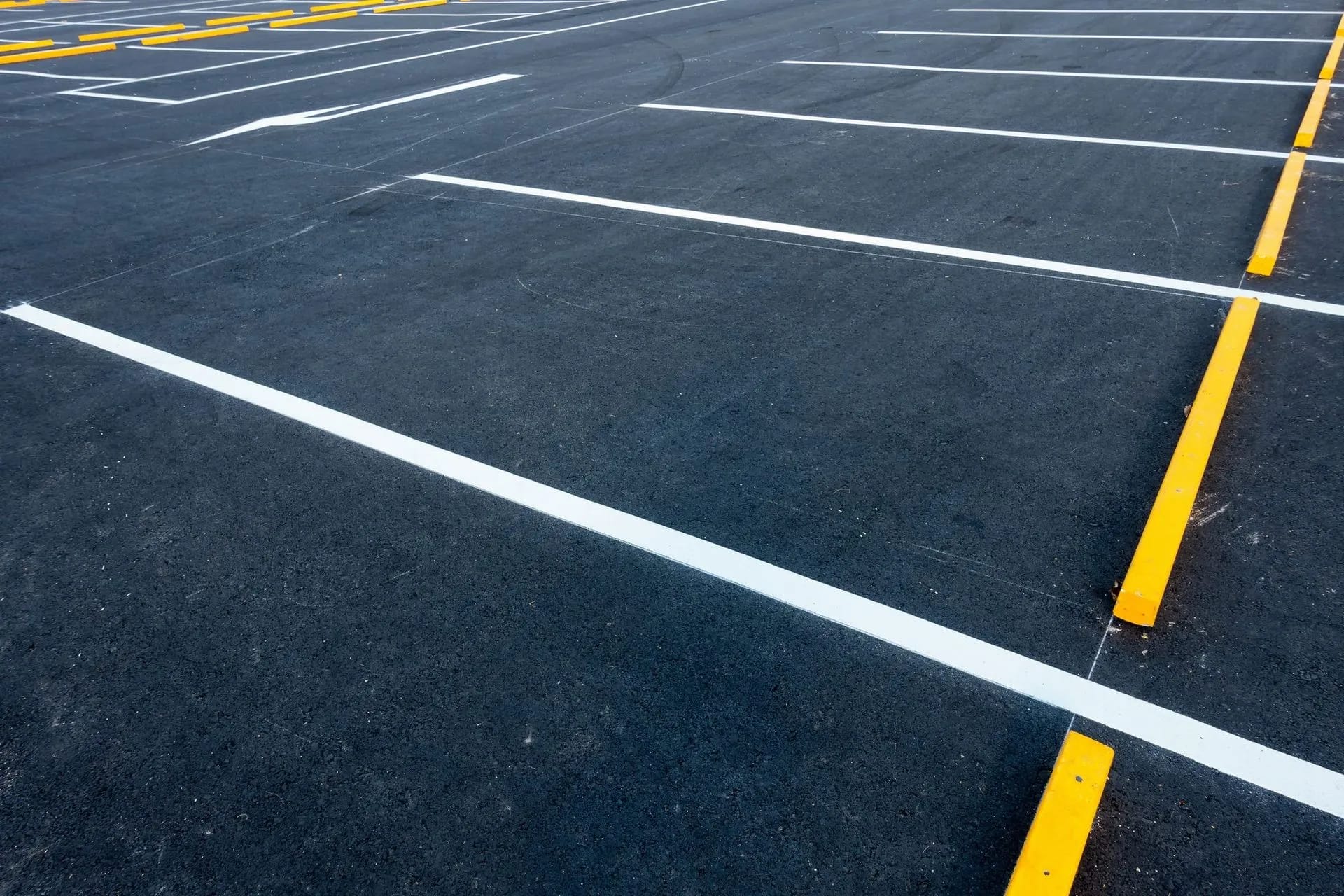 ADA-Compliant Parking Lot Striping Gulfport MS You Can Trust