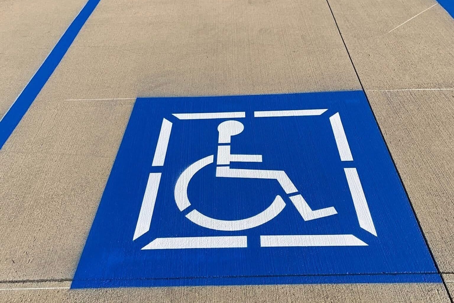 2026 Guide: Cost of Parking Lot Striping in Jackson MS