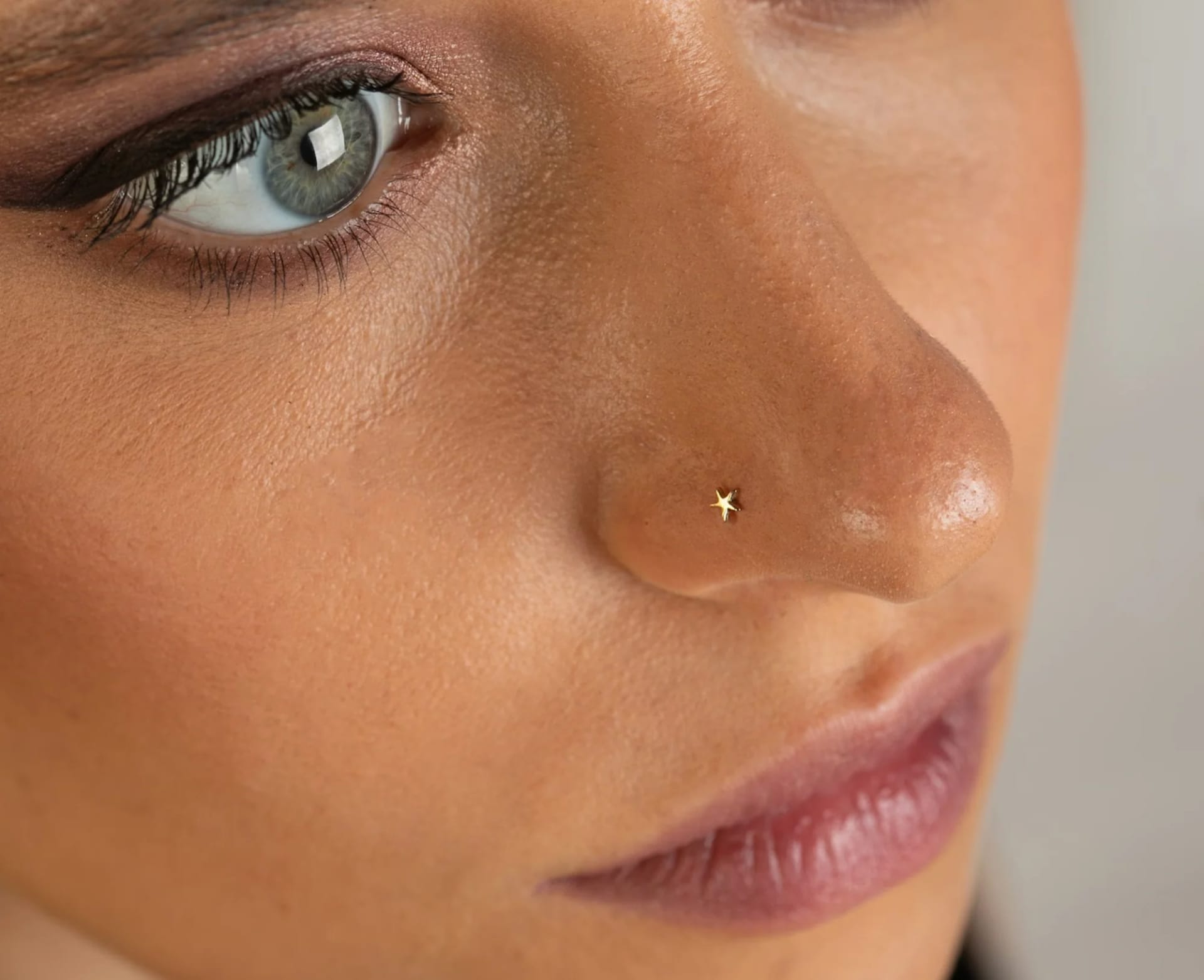 Elegant Diamond Nose Pin Styles for a Sparkling Look