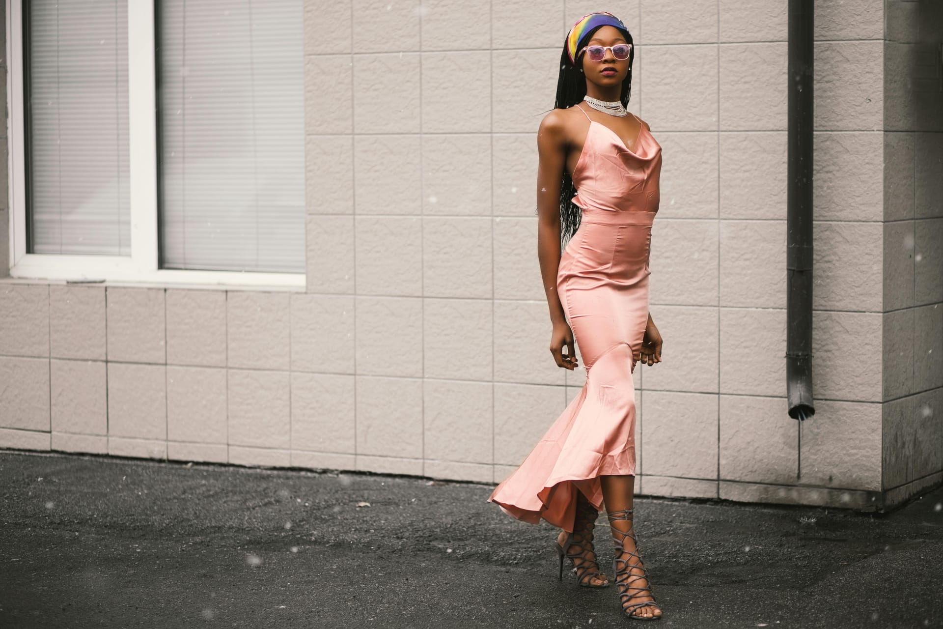 Outfit estivi irresistibili con scollo all'americana
