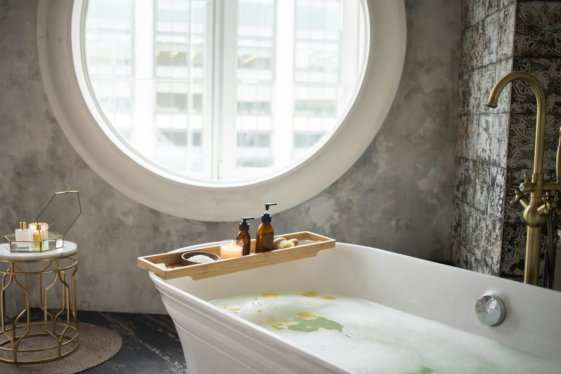 Elegant Showers for Every Bathroom Size and Style