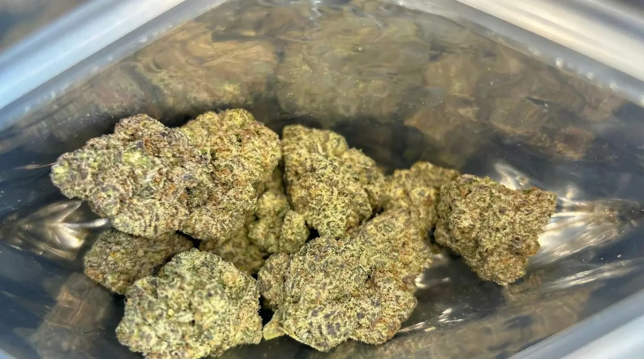 Smell-Proof and Fresh-Keeping 3.5g bags with Strong Seal and Reliable Protection