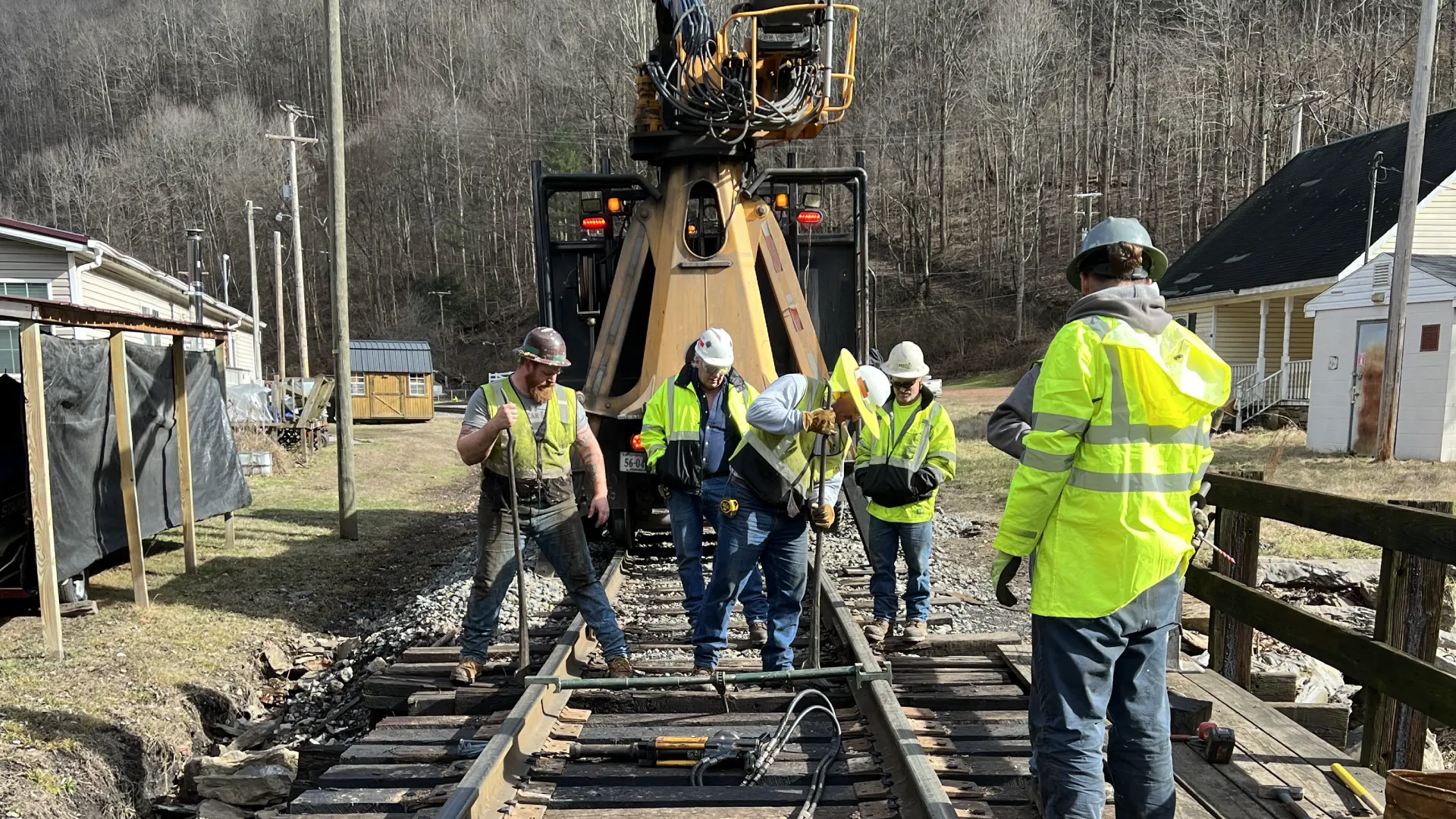 Choosing the Right Railroad Contractors Near Me for Your Infrastructure Needs