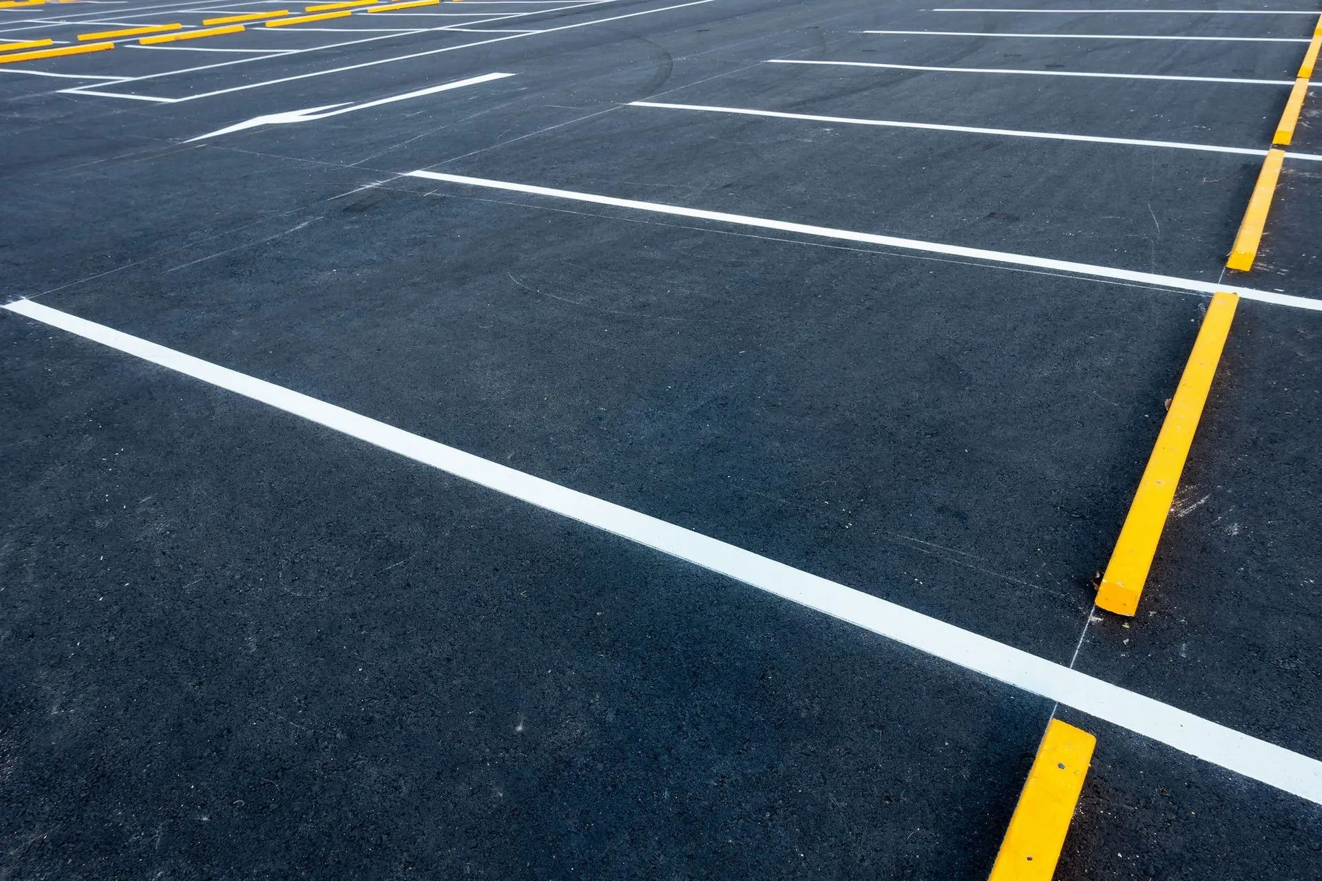 ADA-Compliant Parking Lot Striping Gulfport MS You Can Trust