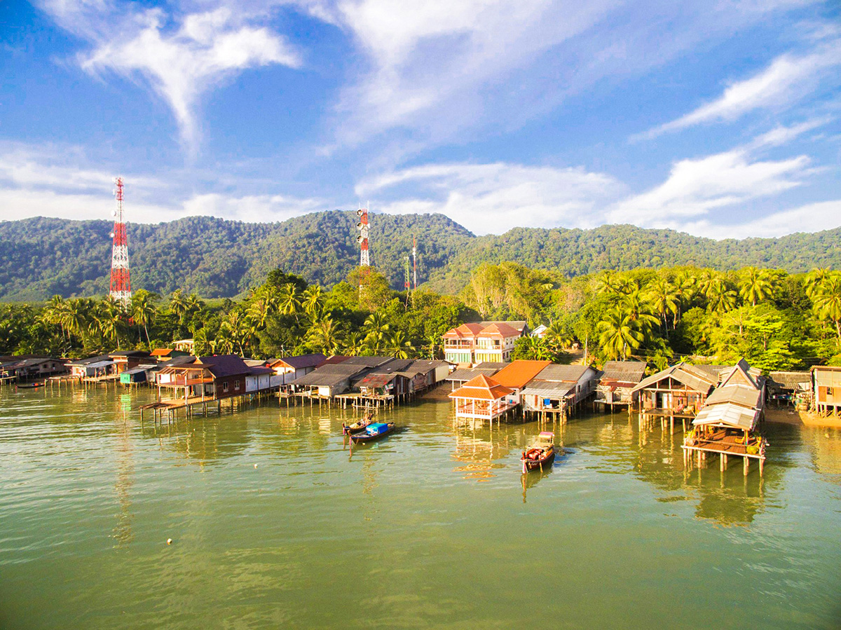 Experience Island Serenity with Premium Ko Lanta Property Rentals