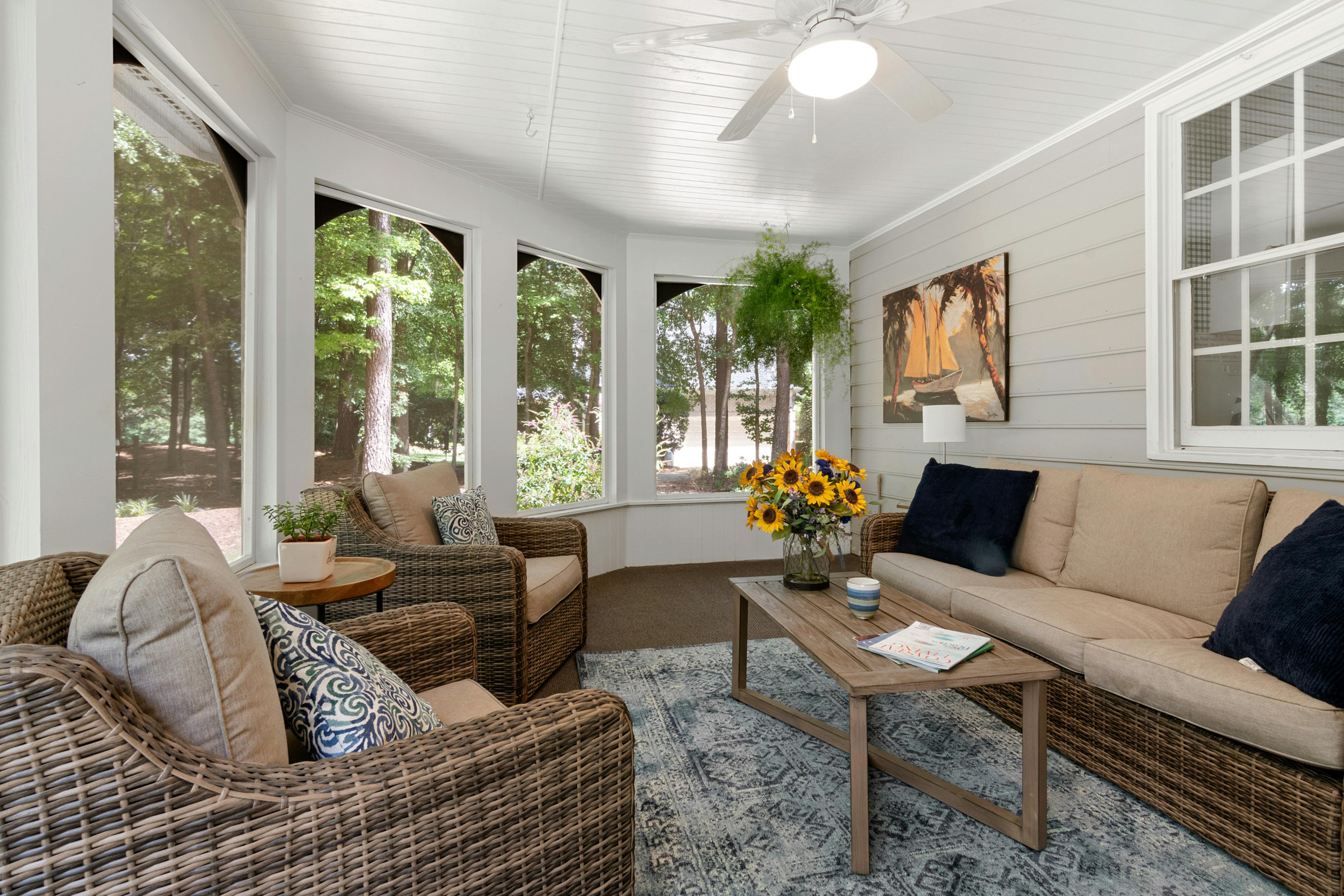 Elegant Sunroom Designs to Enhance Any Home