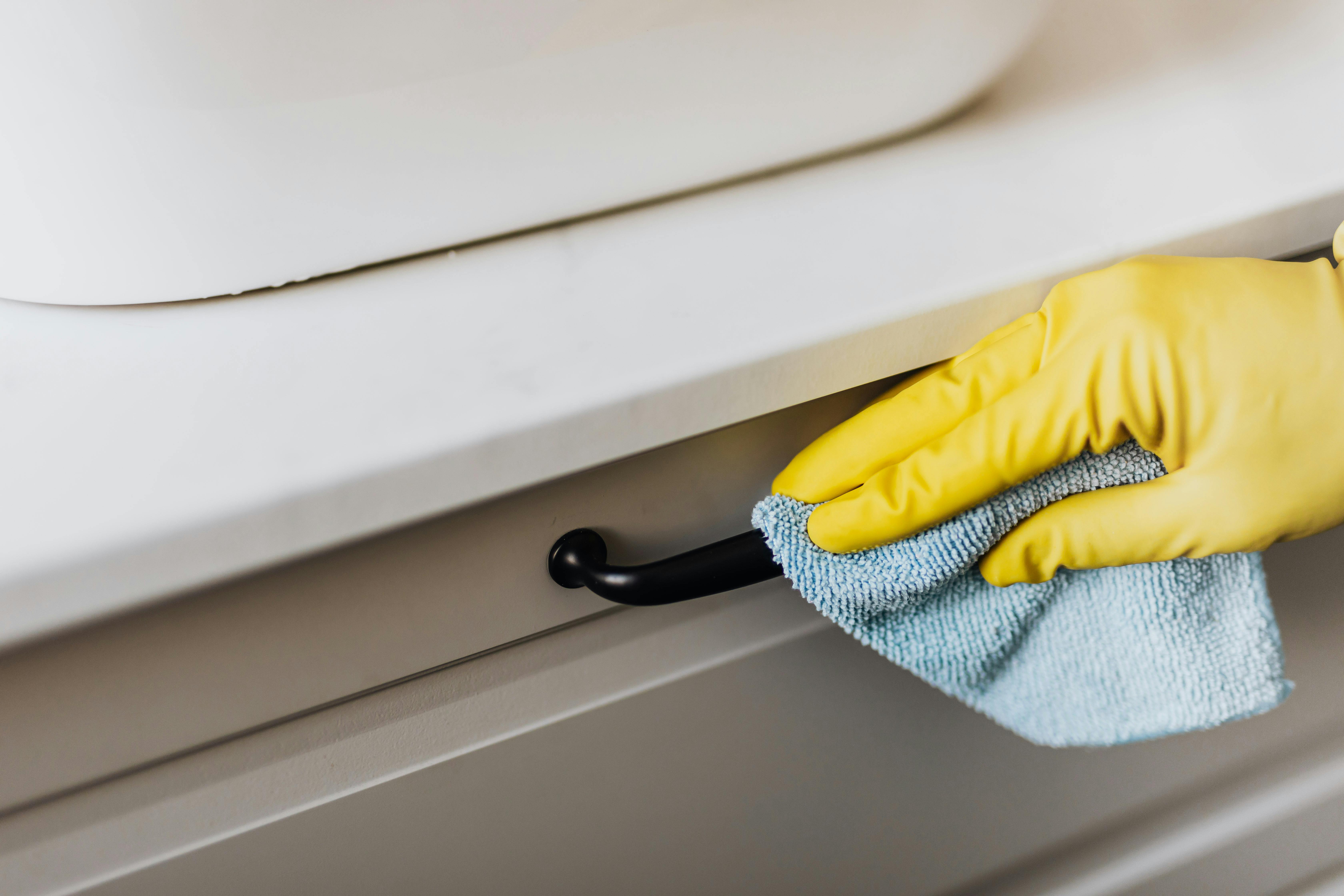 Eco-Friendly Home Cleaning for a Healthier, Happier Living Space