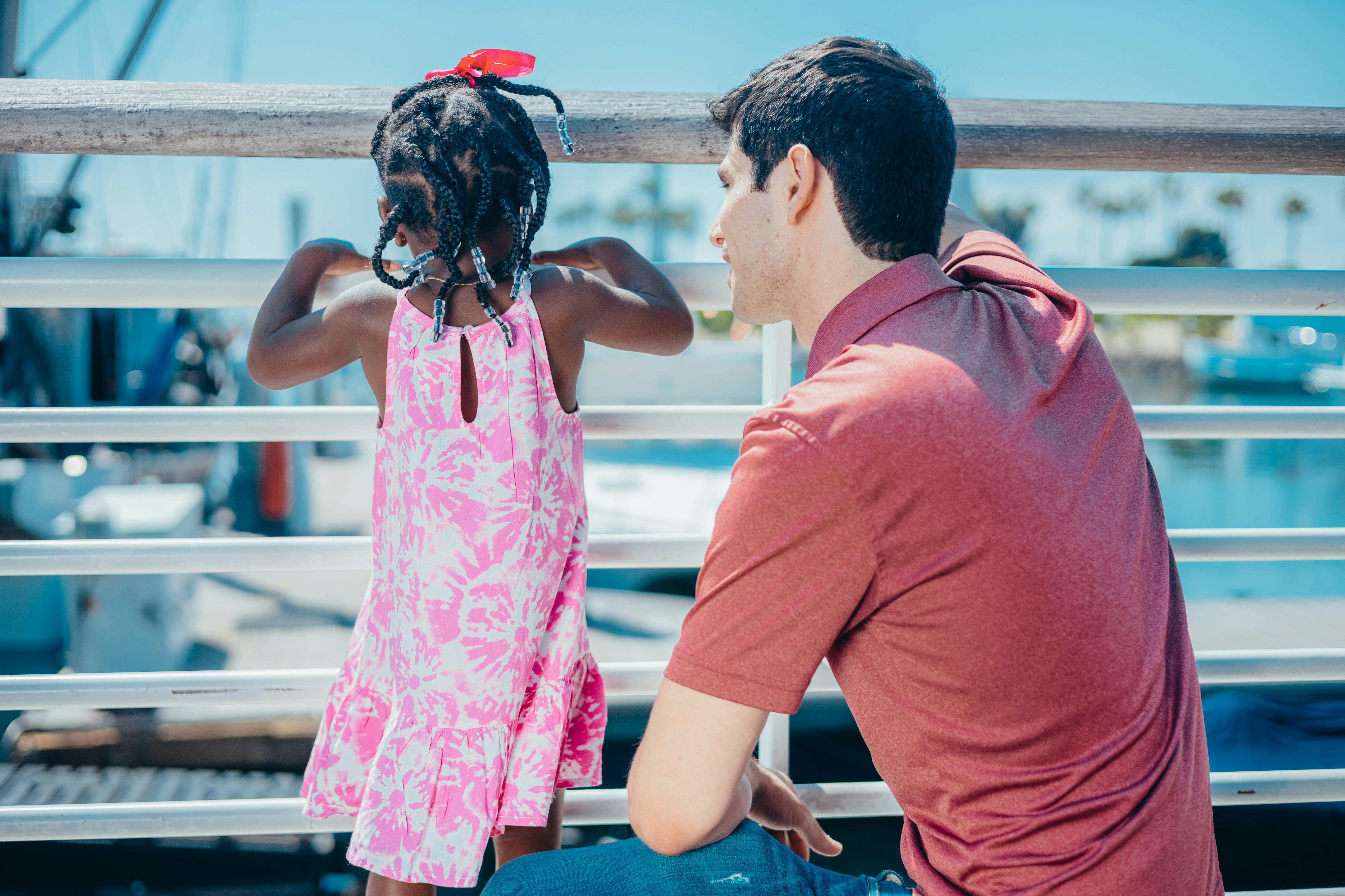 Side Hustles for Single Parents That Don’t Require a Full-Time Commitment