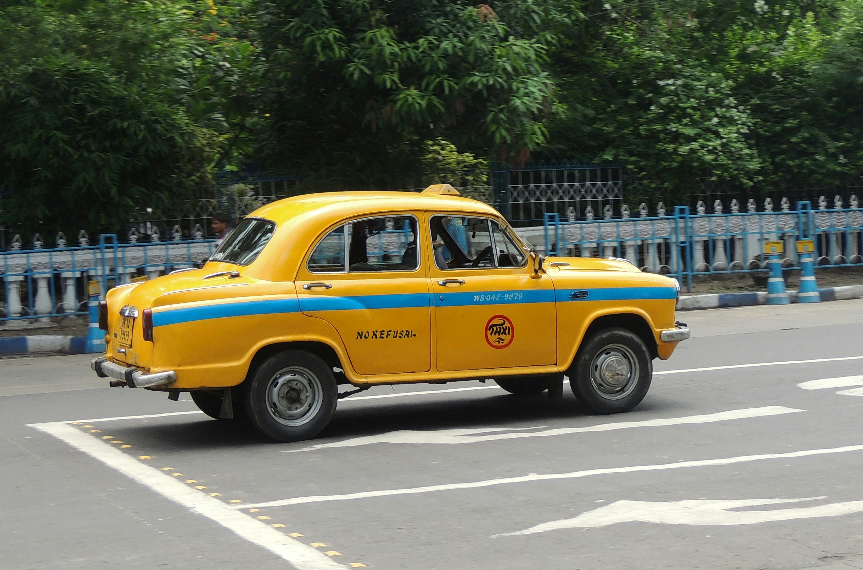 Affordable Taxi Options for Airport Transfers in Surrey