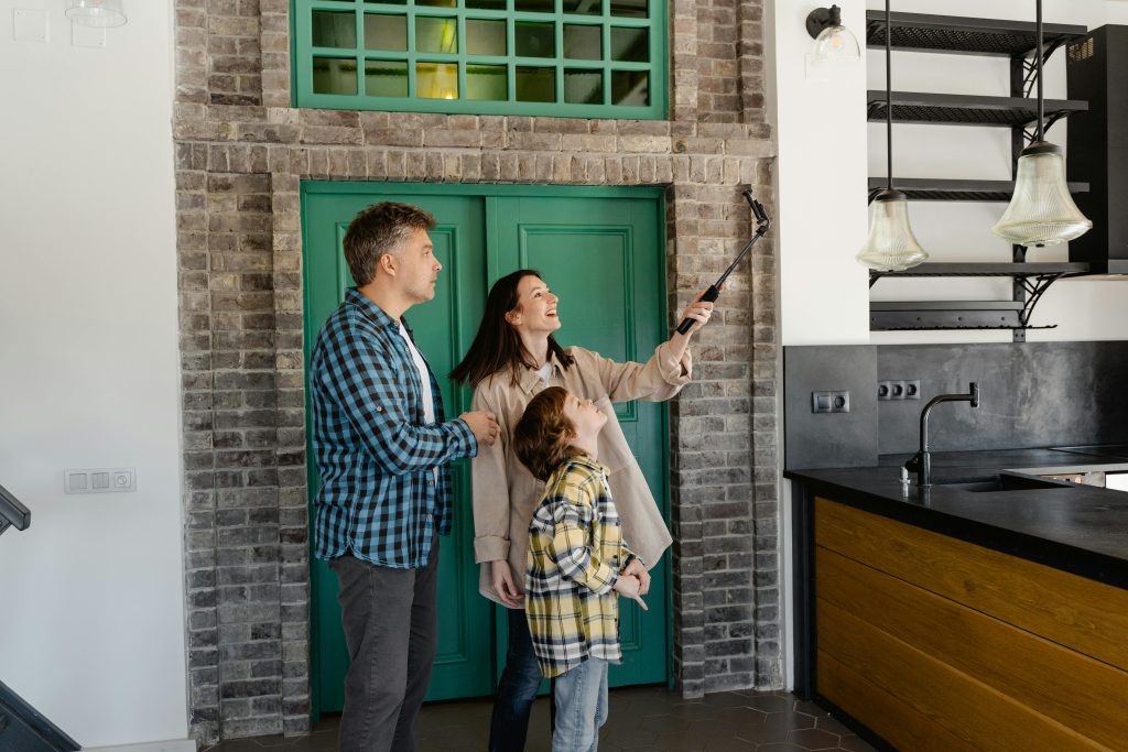 pexels-mart-production-7414938