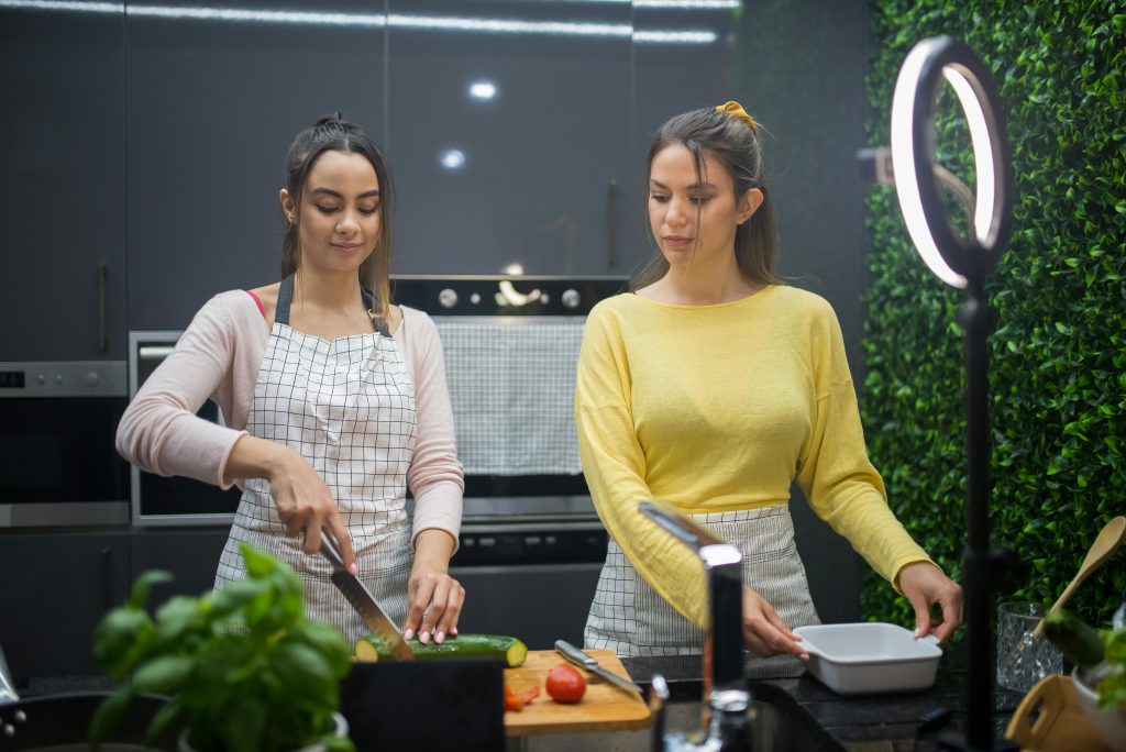 pexels-kampus-7964653